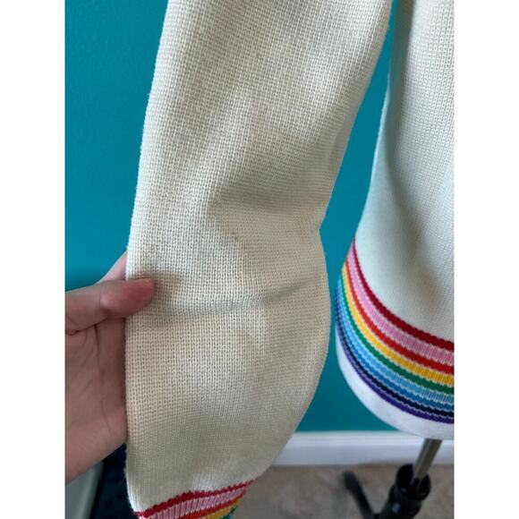 Macy's Turtle Neck Wool Pullover Sweater Ivory W/ Rainbow Trim Vintage Size M - Picture 4 of 5